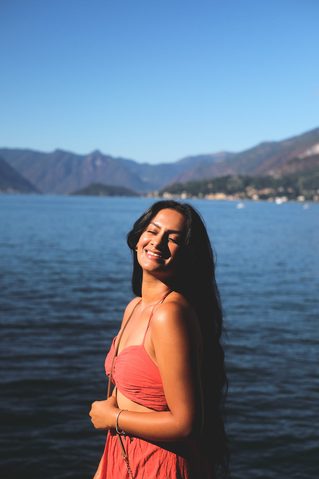 A Curly Hair Guide to Hair Oil with House of NAYU